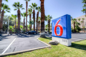  Motel 6-Palm Springs, CA - East - Palm Canyon  Палм-Спрингс